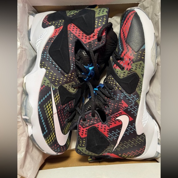 lebron bhm 13